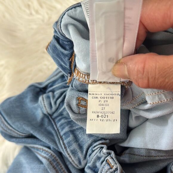 Madewell High Rise .Elastic Rise Light Blue Denim Jeans Size 27 - Picture 7 of 7